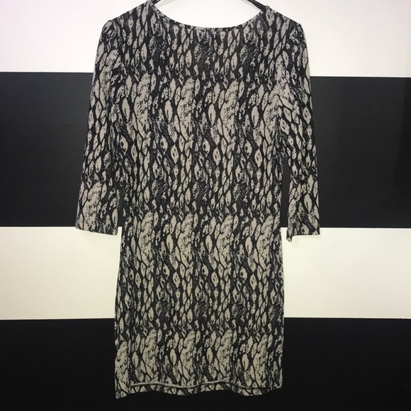 Dress - Picture 2 of 5